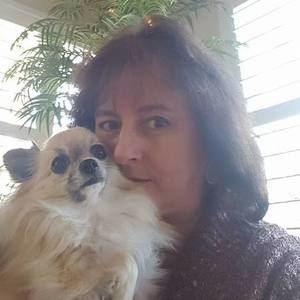 Meet your Posher, Leslie